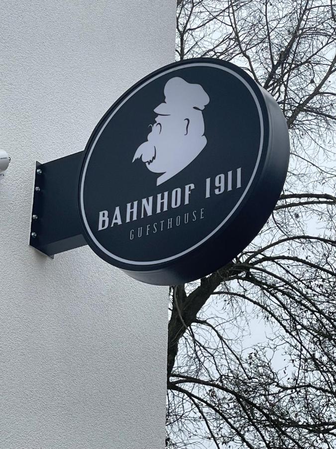 Отель Bahnhof 1911 Wolpertswende Экстерьер фото